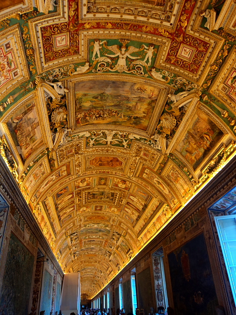 Gallery of maps The Gallery of Maps in the Vatican City Museums