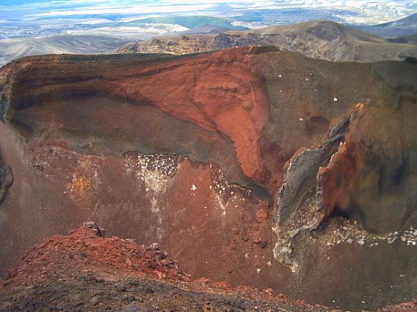 tongariro crossing red crater the Red Crater on the Tongariro crossing in New Zealand