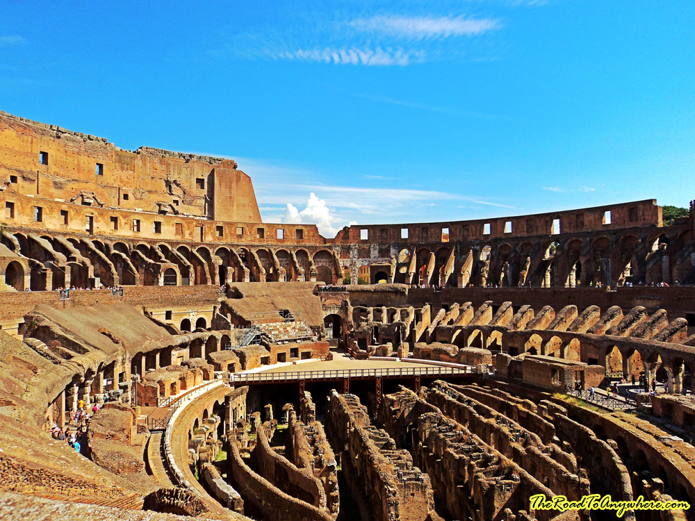 colosseum 04 sm The Colosseum in Rome, Italy