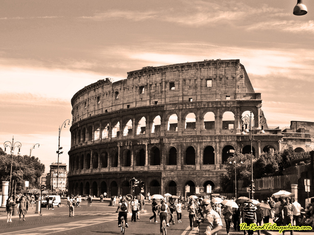 colosseum 06 sm The Colosseum in Rome, Italy