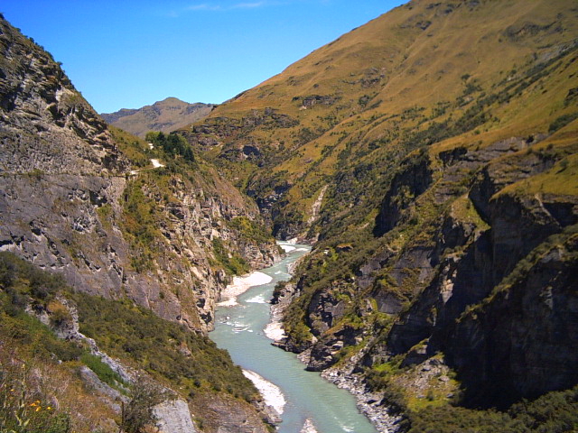 skipper's canyon Skipper's Canyon Road in Queenstown, New Zealand