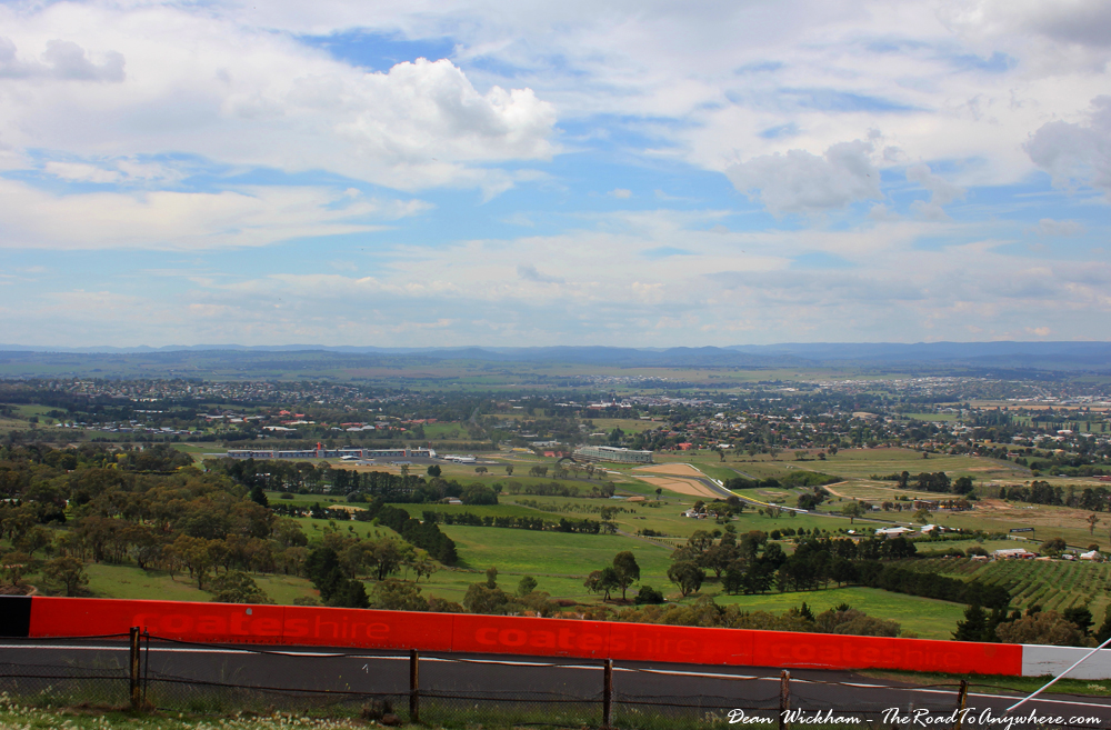 View from Mount Panorama in Bathurst, Australia | Travel Photo | The ...